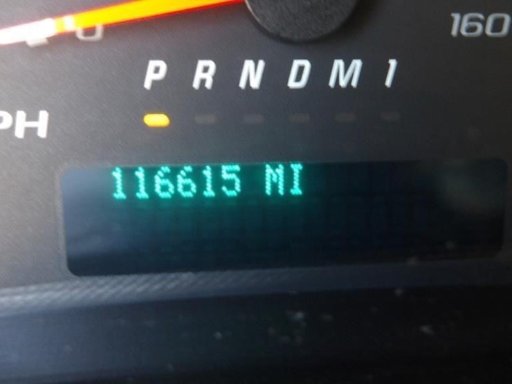 2019-utility-van-image-17