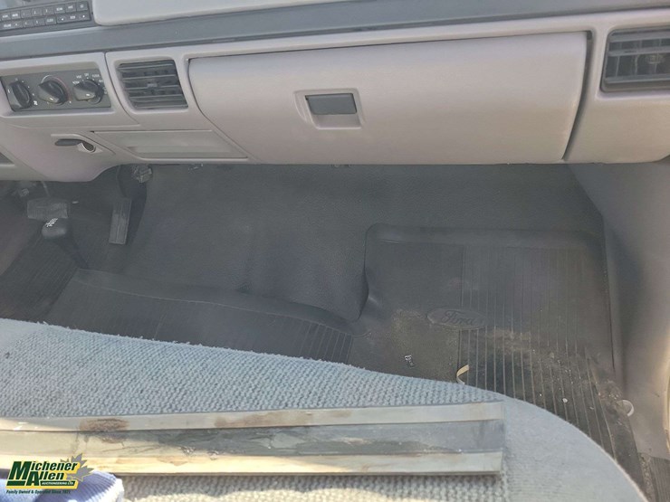 1997-ford-f250-image-28