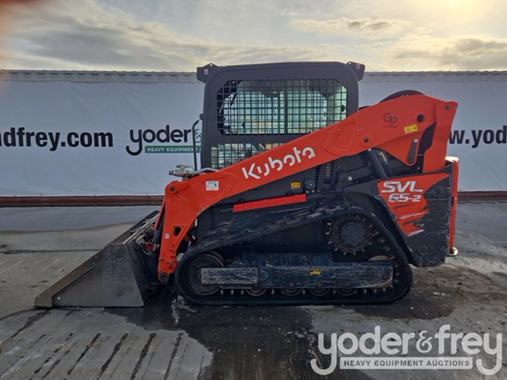 2023-kubota-svl65-2-image-2