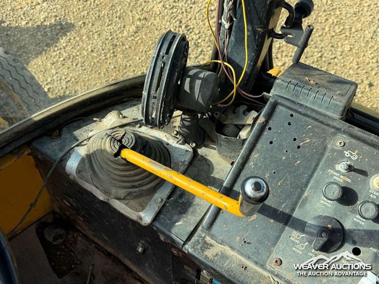 john-deere-10-image-10