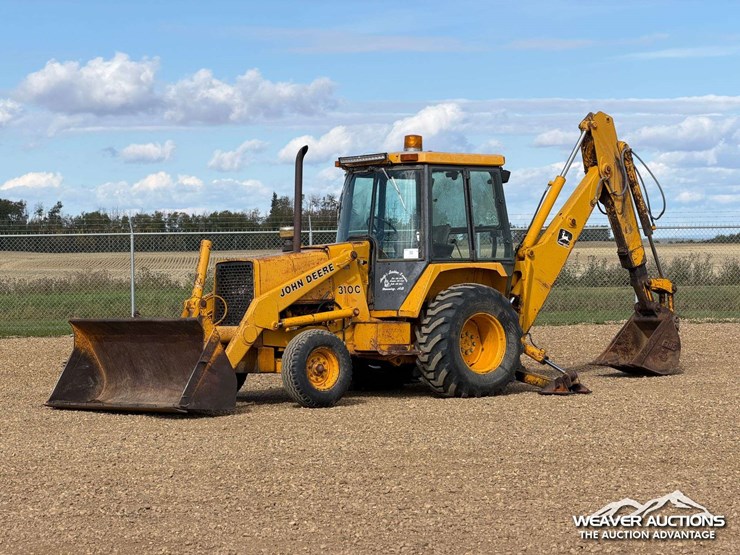 john-deere-10-image-1