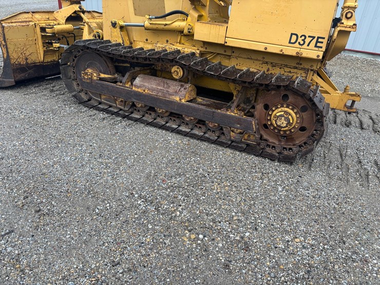 komatsu-d37e-2-image-27
