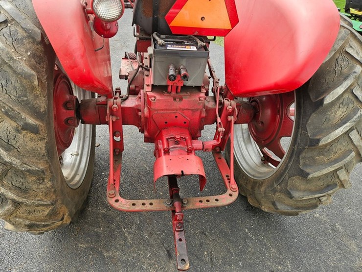 #2509-•-1959-farmall-340-tractor-image-22