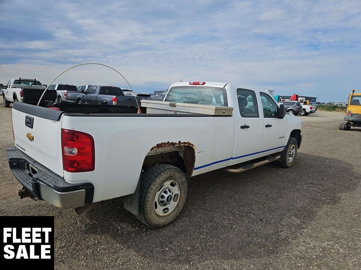 2014-chevrolet-silverado-2500hd-image-3