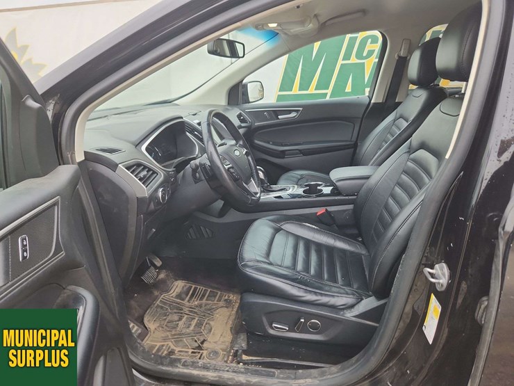 2016-ford-edge-sel-image-13
