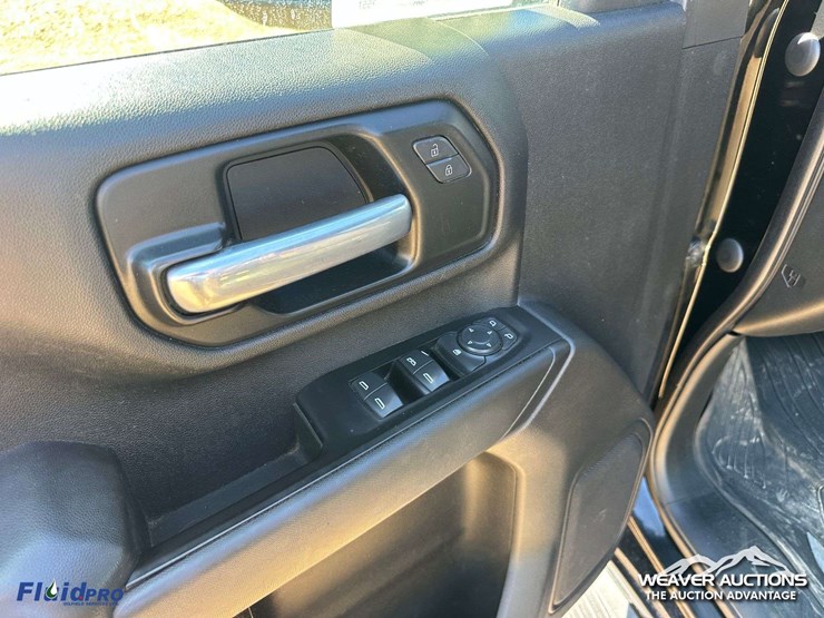 gmc-sierra-2500hd-image-25