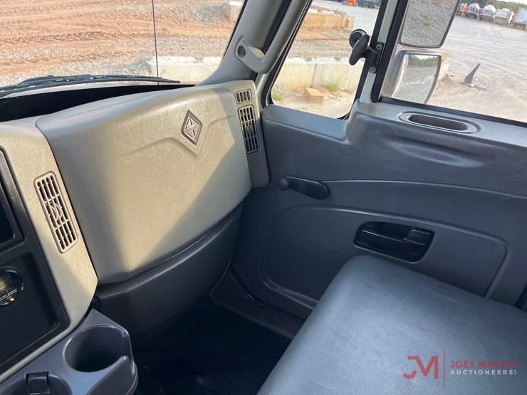 2012-international-durastar-4300-image-18