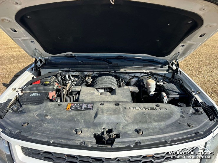 2018-chevrolet-suburban-image-47