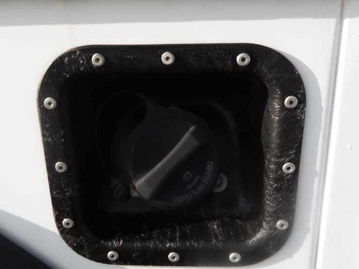 2015-ford-f550-image-6