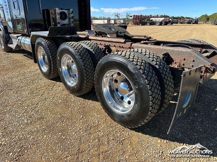 kenworth-w900-image-55