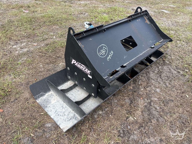 2025-pabreak-72in-hydraulic-vibratory-compactor-skid-steer-attachment-image-4