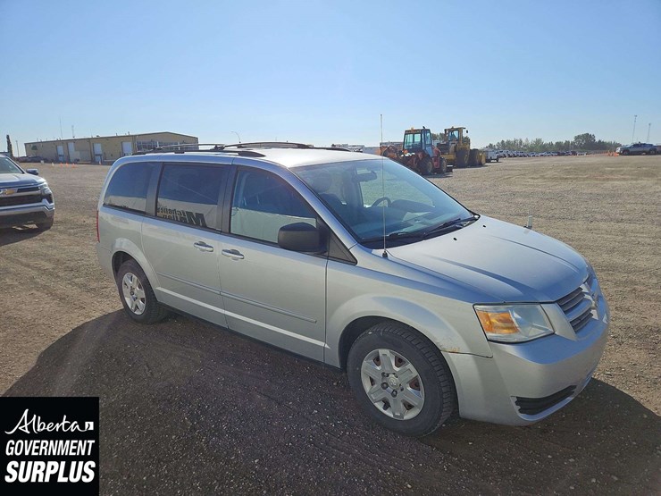 dodge-grand-caravan-image-2