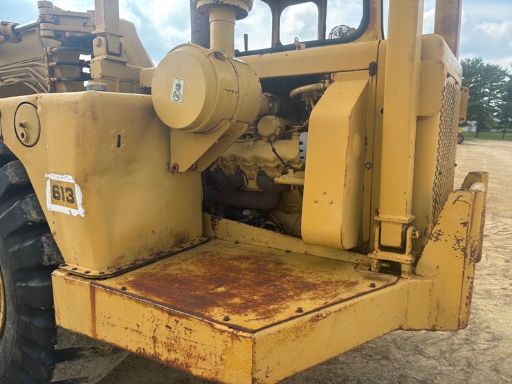 caterpillar-613-image-16