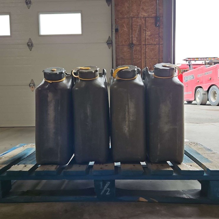 4 20L Diesel Fuel Cans