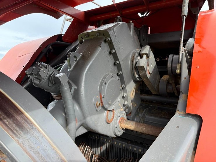 massey-ferguson-2170-image-37