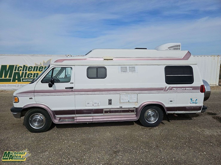 1995-dodge-ram-van-image-7