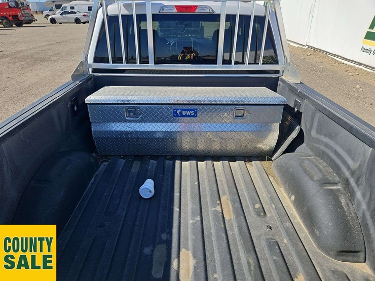 2019-ford-f150-image-15