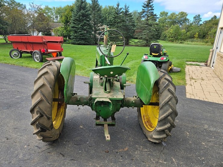 john-deere-h-image-4