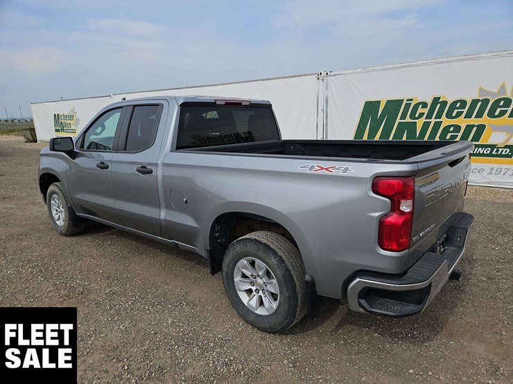 2023-chevrolet-silverado-1500-image-3