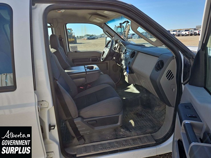 2009-ford-f250-image-17