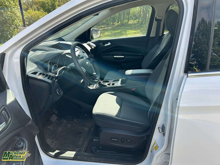 2018-ford-escape-image-9