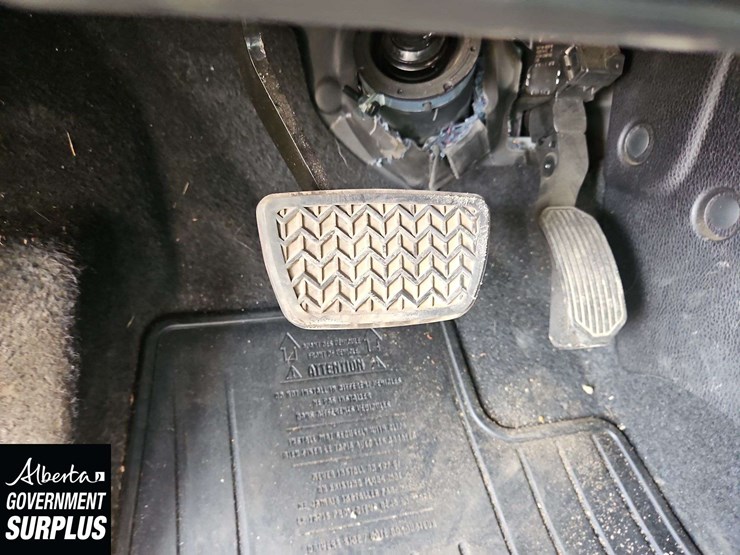 2019-toyota-highlander-hybrid-image-24
