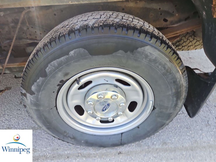 2011-ford-f250-image-23