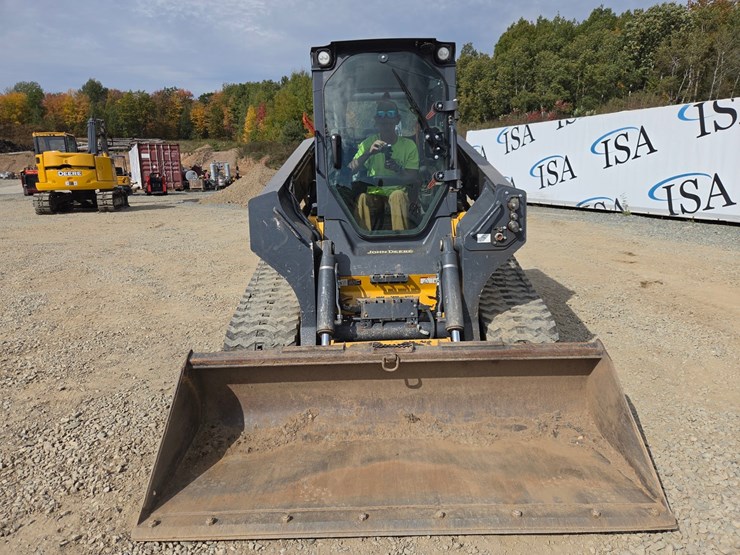 2018-deere-333g-image-8