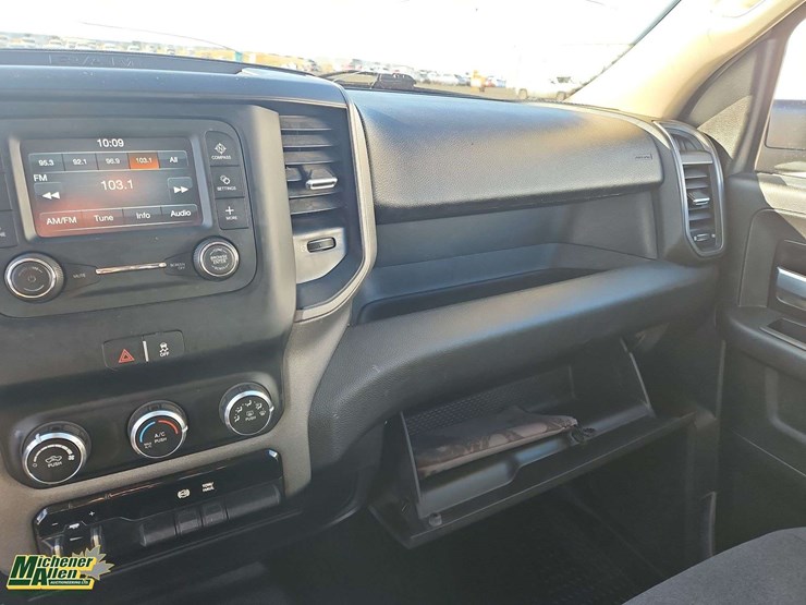 2019-ram-3500-tradesman-image-22
