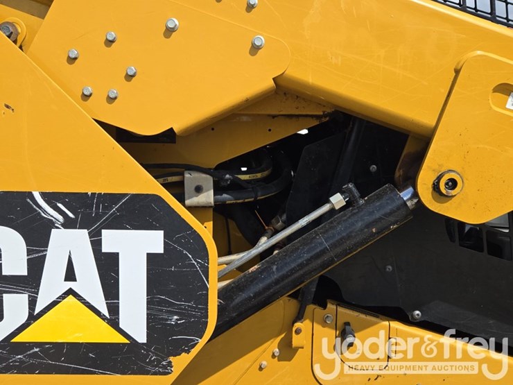 2019-caterpillar-289d-image-27