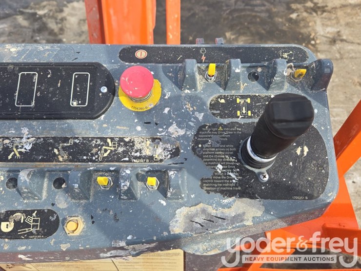 2022-jlg-660sj-image-37