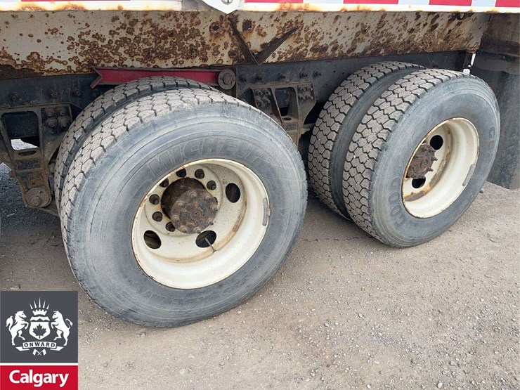 2019-international-workstar-7400-image-10