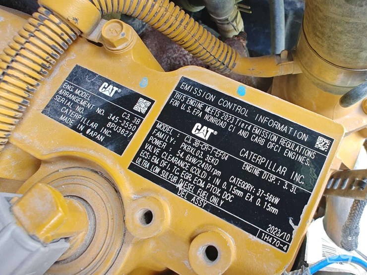 2024-caterpillar-246d3-image-23