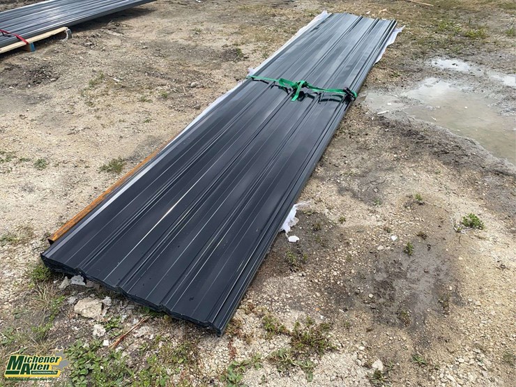 black-metal-siding-16ft-(approximately-60-pieces)-image-1