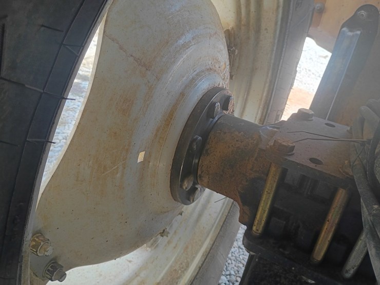 2021-new-holland-ts6.110-image-92