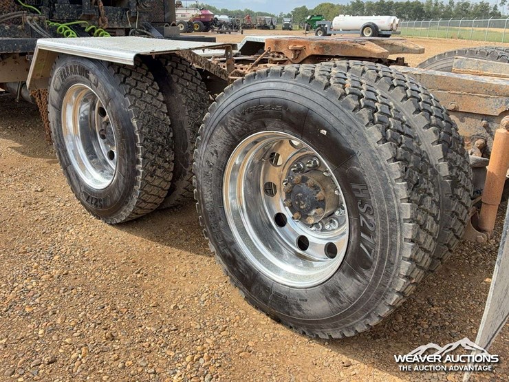caterpillar-c15-image-74