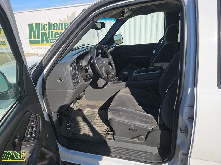 gmc-sierra-2500hd-image-13