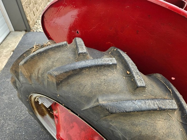 #2507-•-farmall-model-a-tractor-image-31