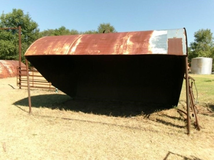 calf-shed,-12'x15'-image-1