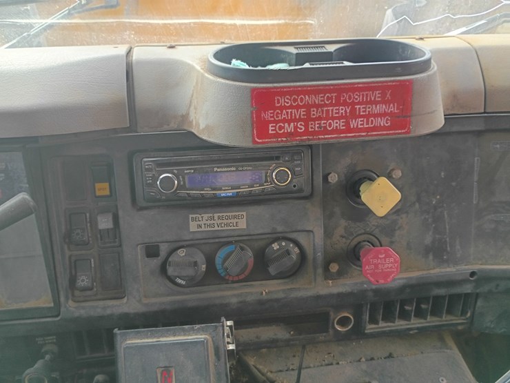 2000-international-4900-image-38