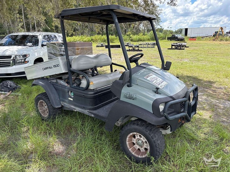 2023-club-car-carryall-1500-4x4-diesel-utility-cart-image-2