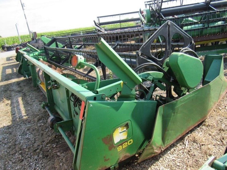 1994-john-deere-920-image-3
