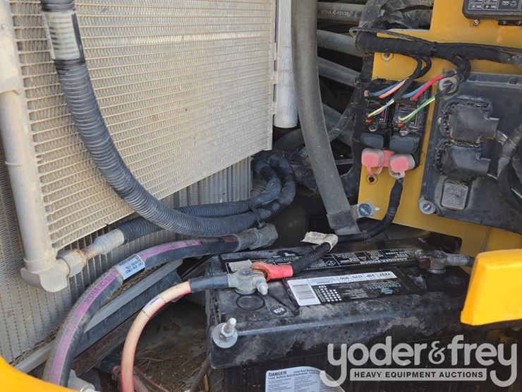 2019-caterpillar-308-cr-image-44