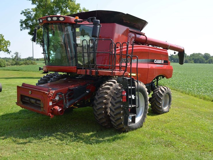 case-ih-8120-image-2