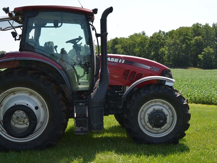 case-ih-125-image-5