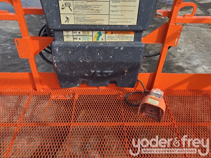 2022-jlg-660sj-image-32