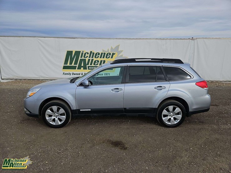 2012-subaru-outback-image-5