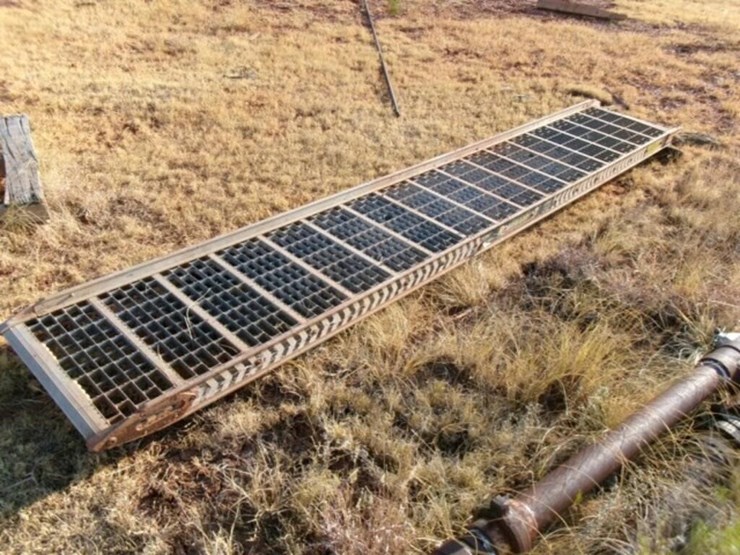 dolly-ramp,-14'-road-warrior-magnesium-image-1