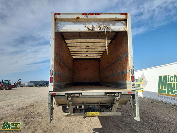 2014-international-durastar-4300-image-20
