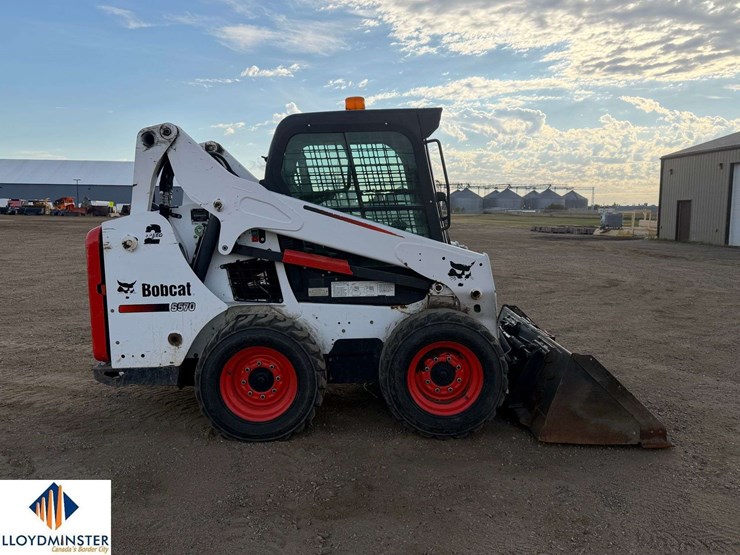 2015-bobcat-s570-image-7
